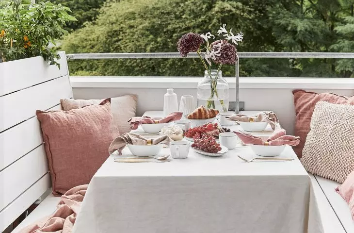 Combine pink with gray 