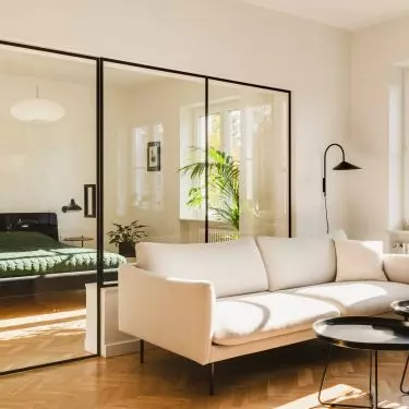 Living area with glazing