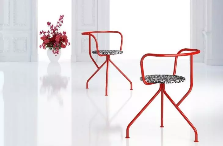 The seat was created from hair shampoo bottles  