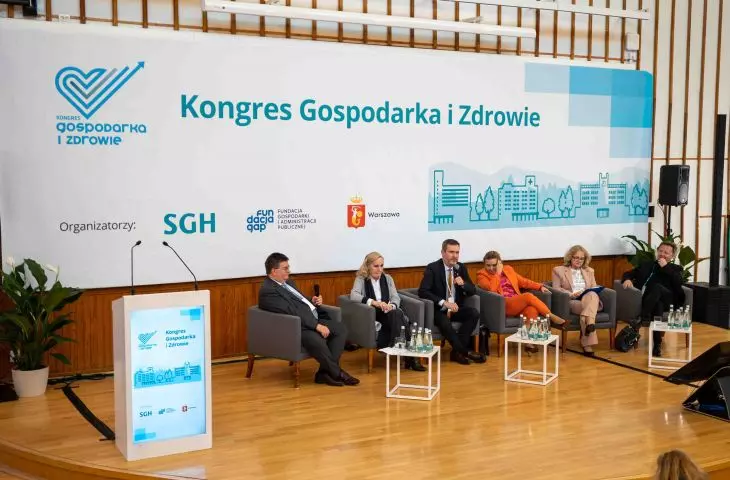 od lewej: Zygmunt Kostkiewicz, Krystyna Nitecka, Wojciech Cyrul, Anna Rulkiewicz, Małgorzata Zaława-Dąbrowska, Mariusz Borkowski 