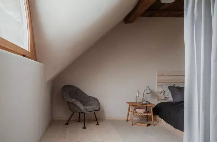 upstairs bedroom