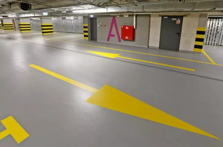 BOHEMA – Strefa Praga z nowoczesnymi rozwiązaniami posadzkowymi na parkingu