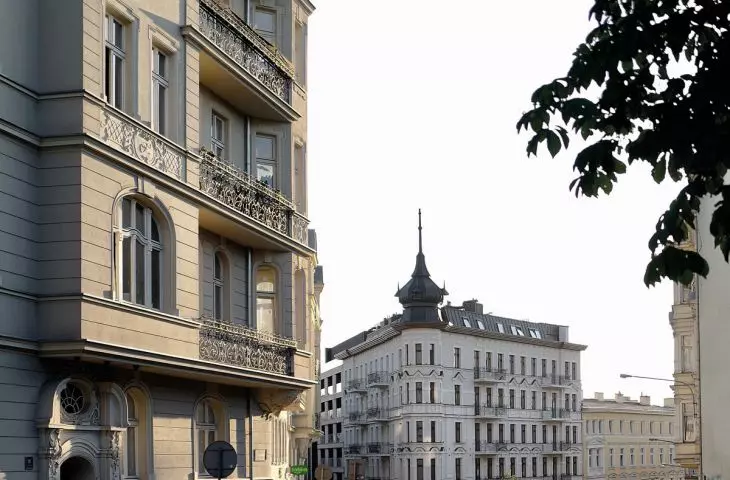 kamienica u zbiegu ulic Krysiewicza i Ogrodowej, czyli popularne „Żelazko”, stanowi istotną część śródmiejskiej tkanki Poznania