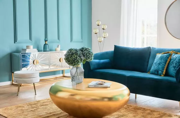 Juxtapose colors by contrast 