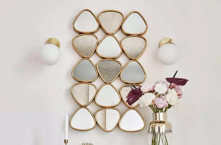 Match gold accessories 