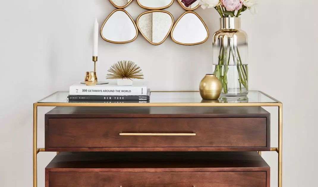 Match gold accessories 