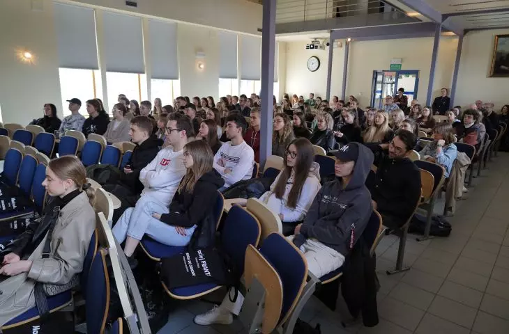 Full room during the lecture ROAD TO PROFESSION.