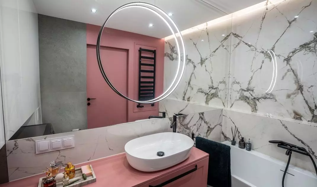 A lot of pink appears in the apartment