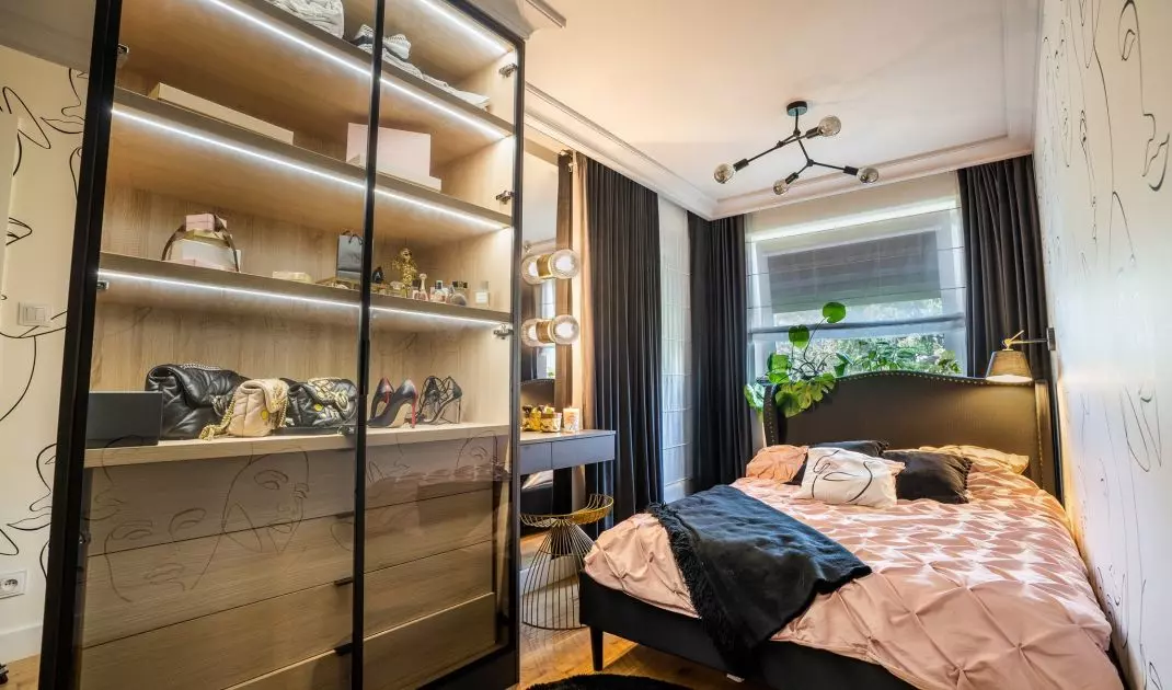 The owner's bedroom