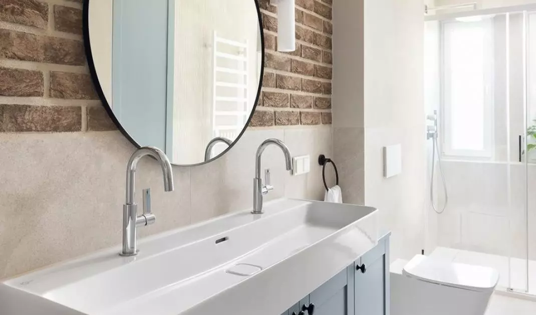 Lighting in the bathroom must meet certain standards