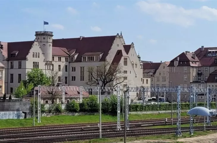 Panorama zabudowy tzw. Forum Cesarskiego i nowej zabudowy przy Moście Dworcowym