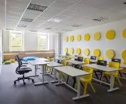 SZKOŁA DLA DZIECI Z UKRAINY W BIUROWCU MYHIVE MOKOTÓW TWO