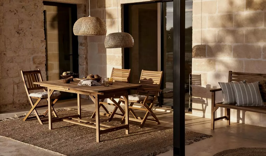 Wooden furniture is an absolute classic 