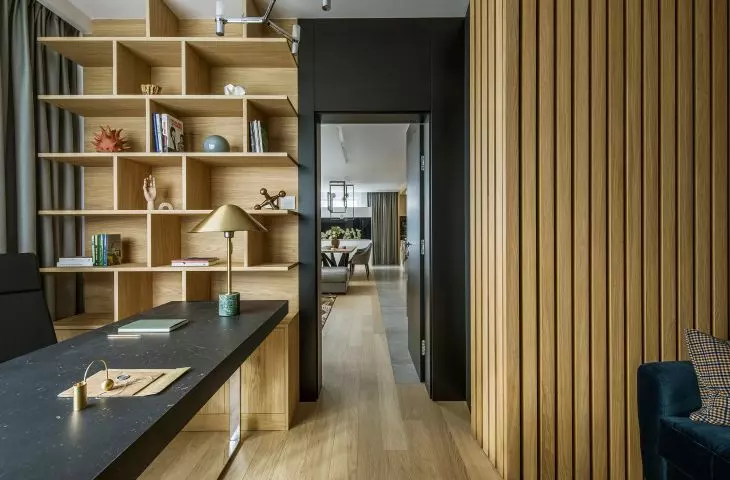 Oak bookcase designed by Martyna Banaszczuk