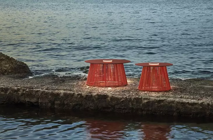Nans Bover lamp table