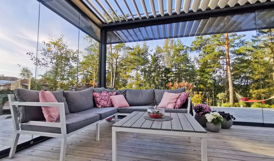 The location of the terrace plays a key role in its waterproofing