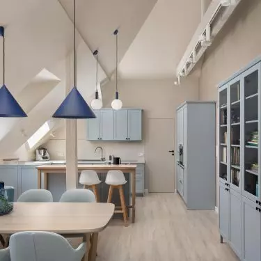 Blue lamps will look beautiful in a bright room