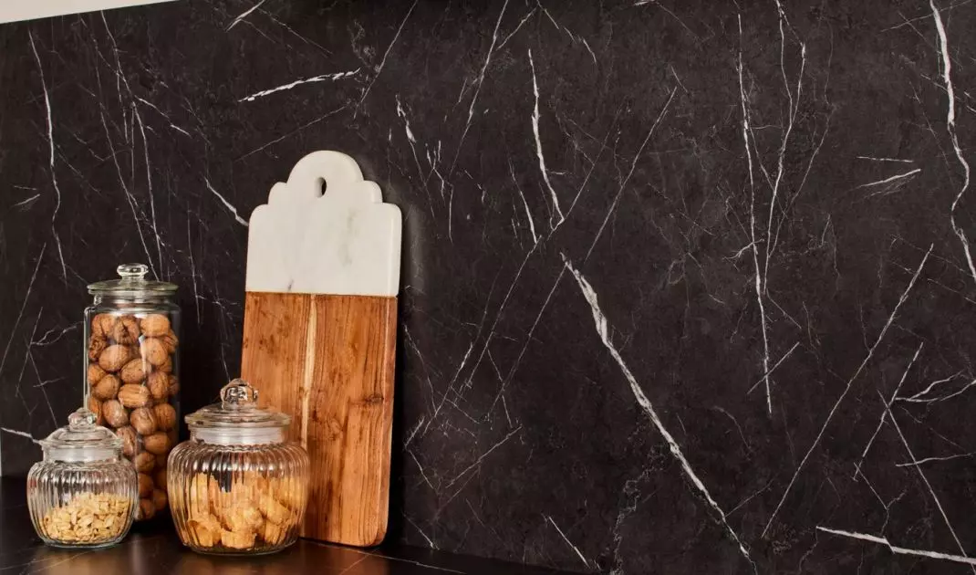 Compact countertop