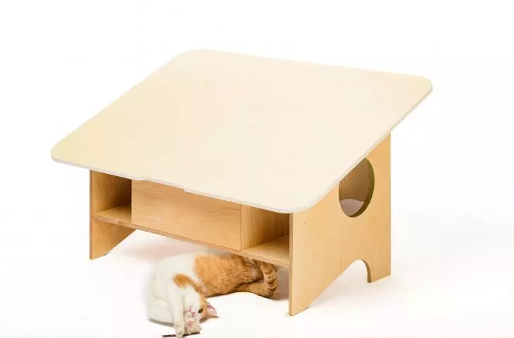 Chatie ma kilka wejść