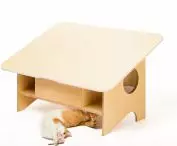 Chatie has several entrances