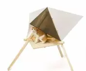 The rocket is designed for one cat