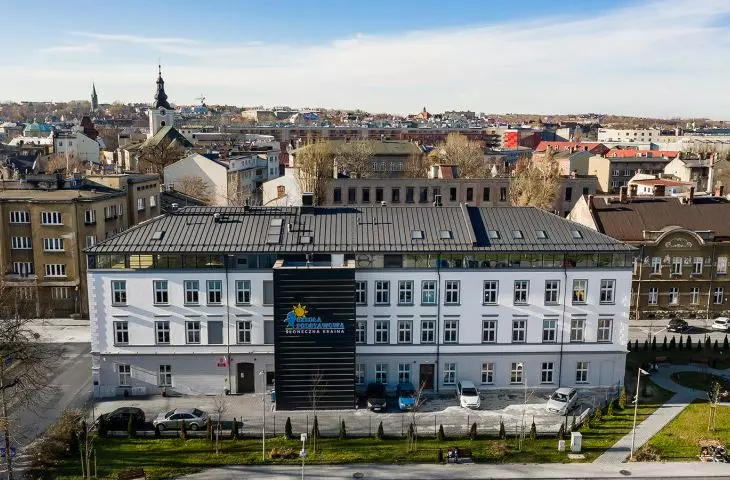 School Sunny Land