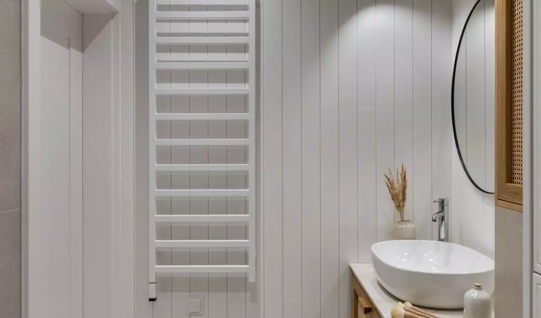 Guest bathroom