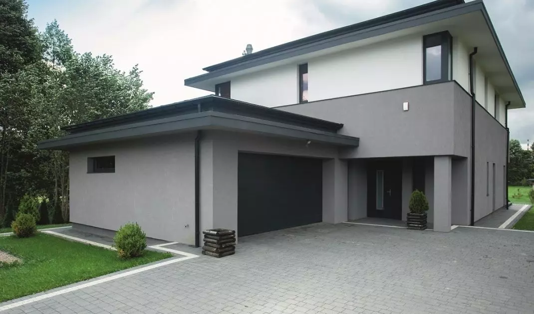 Silicone paint will refresh and protect the facade