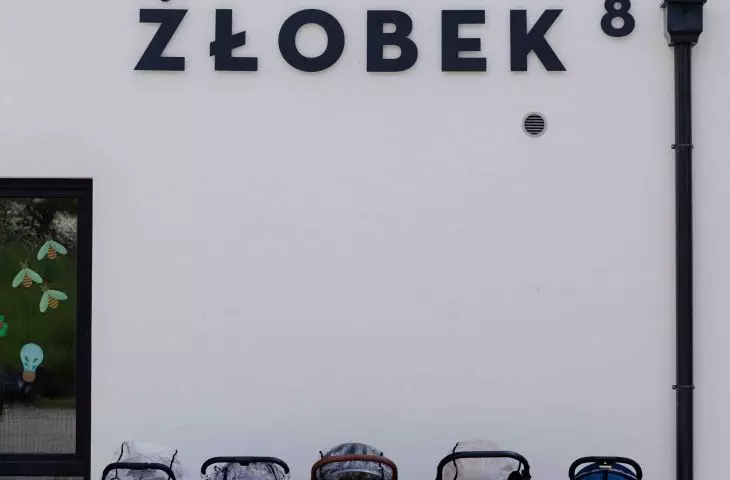 obok ilustracji istotna jest również typografia