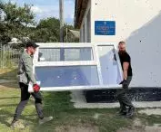 okna wkrótce zostaną zainstalowane w budynku szkoły podstawowej w Hostomelu 