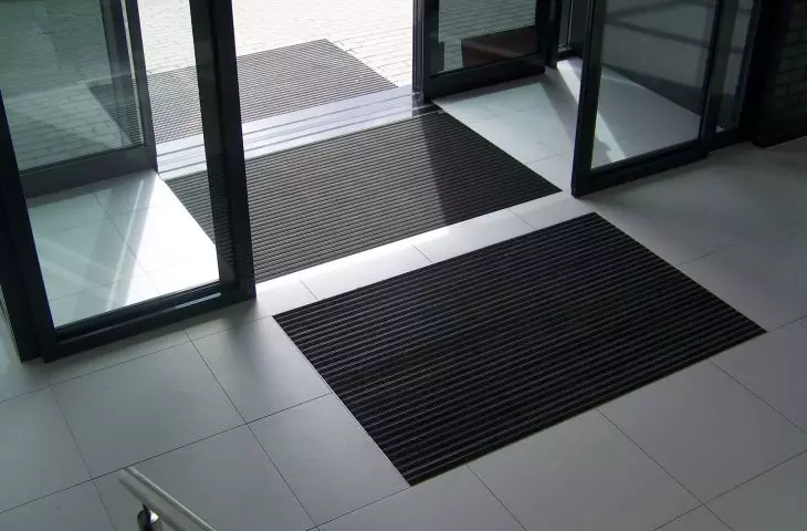wycieraczki obiektowe