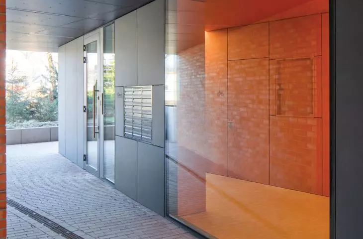 Grodzieńska 19, Warsaw