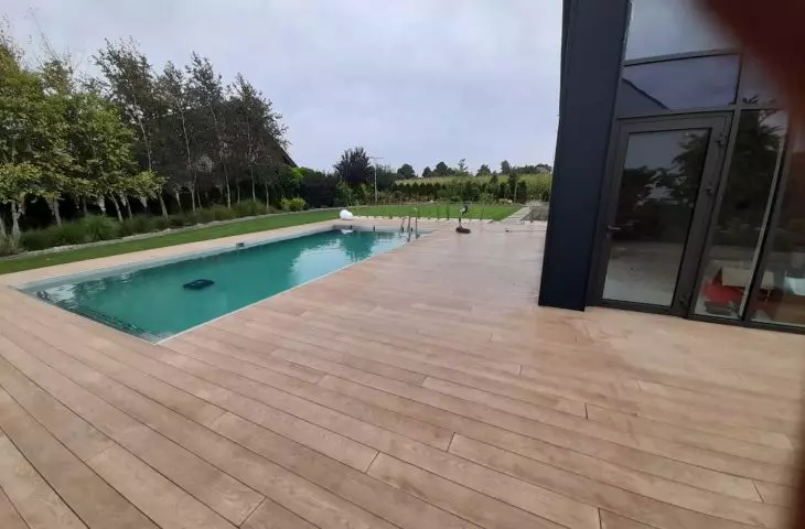 Terrace and Facade - GOLDEN OAK MILLBOARD