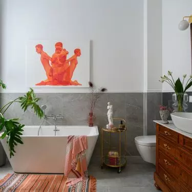 The bath salon is a home spa substitute