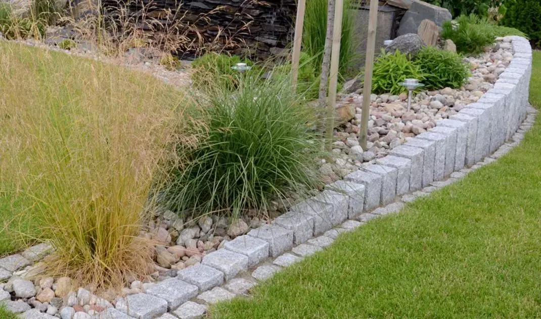 Due to its properties, granite will be ideal for the garden
