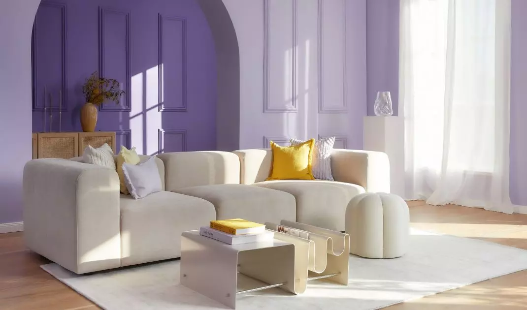 Opt for one leading color