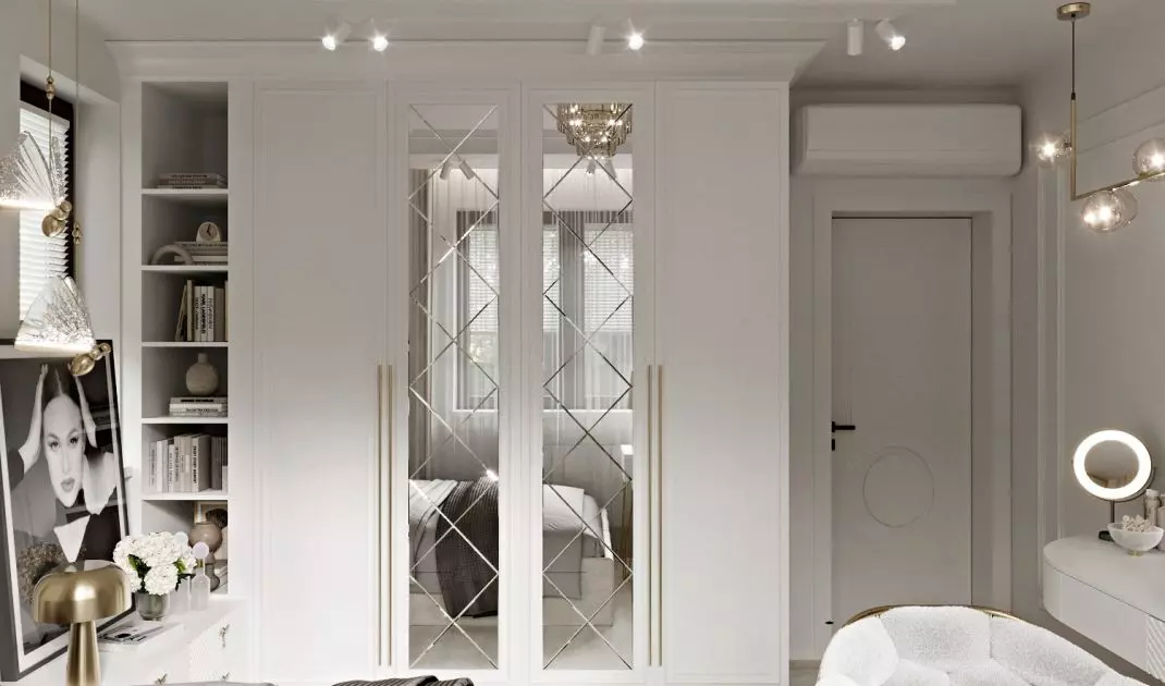 Capacious closet with mirrored panels