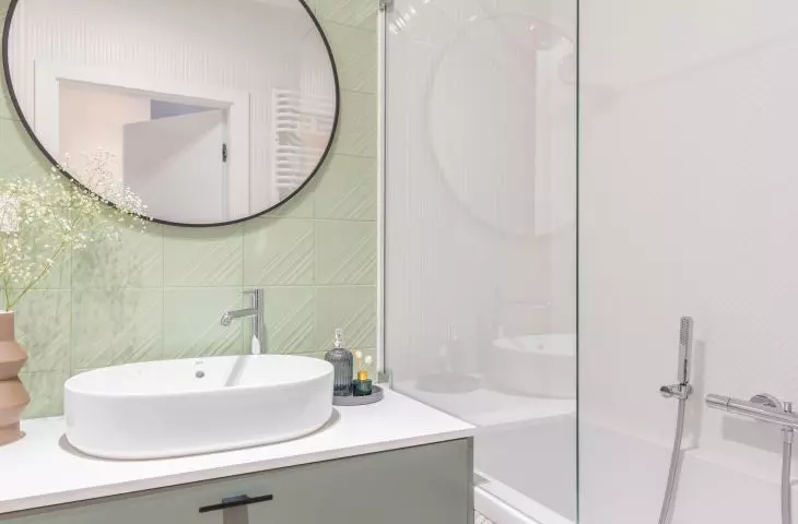 Decoroom studio is responsible for the design of the bathroom