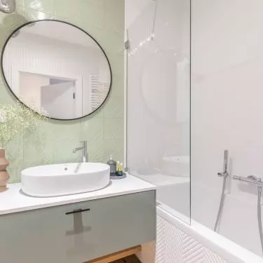 Decoroom studio is responsible for the design of the bathroom
