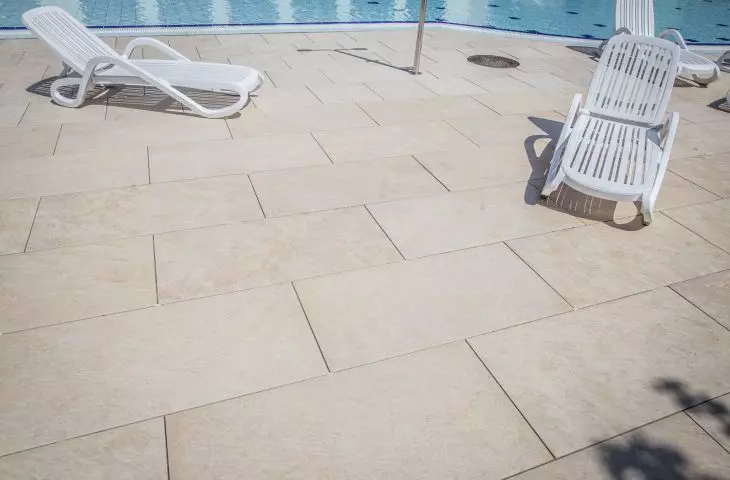 płyty ceramiczne z gresu porcelanowego