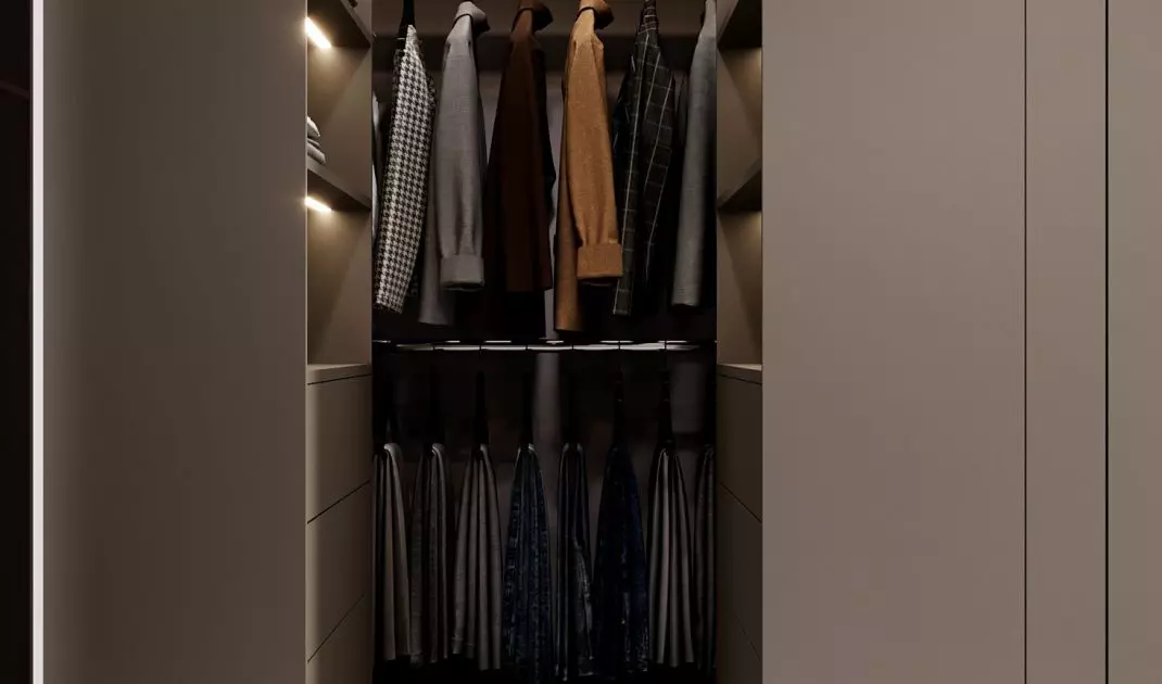 The owners' dressing room is accessed from the bedroom