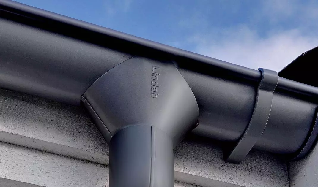Buy gutters from trusted manufacturers