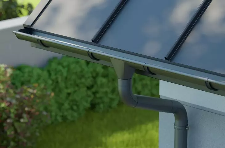 The gutter system consists of: gutters, downpipes, fittings, connectors, bolts, brackets, brackets and drains