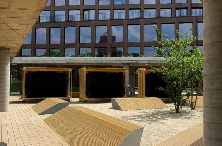kompleks biurowy i plac „Nowy Rynek” w Poznaniu