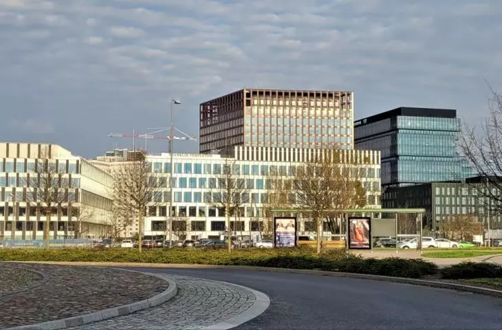 kompleks biurowy i plac „Nowy Rynek” w Poznaniu
