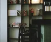 Analogowe zdjęcia podkreślają nostalgiczny klimat 