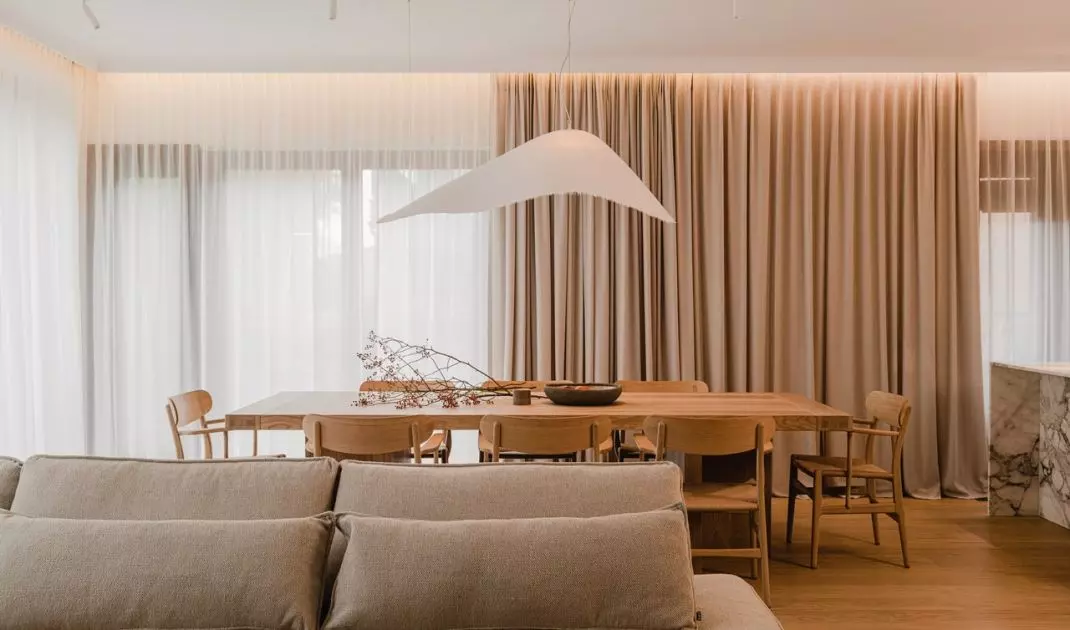 The heart of the aparament is the living area with kitchen and dining room