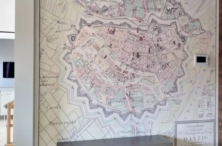 In the hallway there is a wallpaper with a map of Gdansk