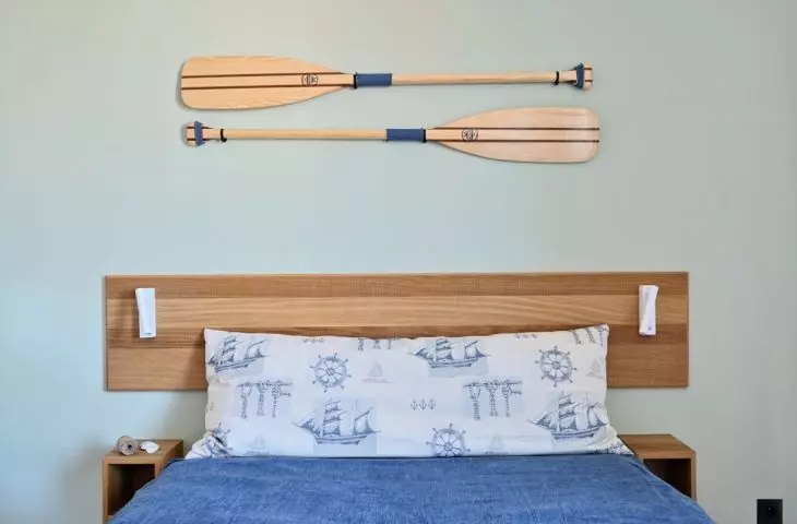 A lot of nautical motifs appear in the interior 