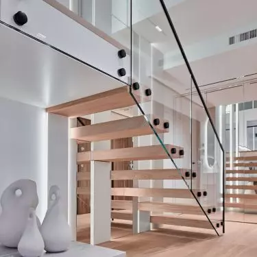 Stairs seem to be floating in the air